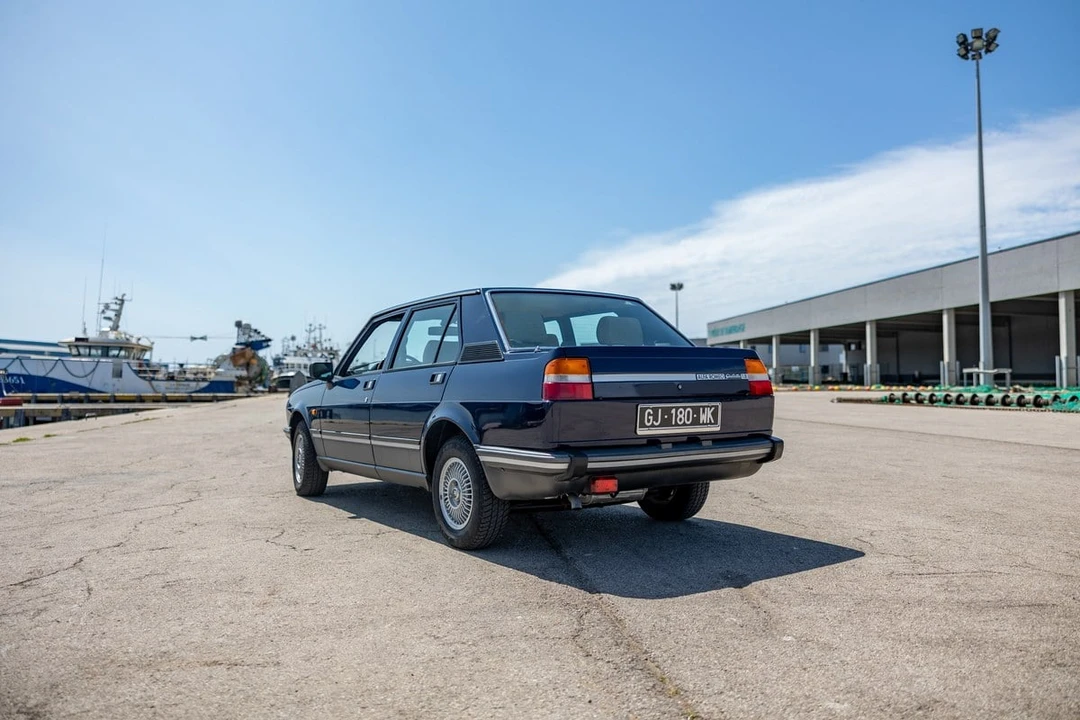 1982 Alfa Romeo 116 Giulietta - Image 7 of 30