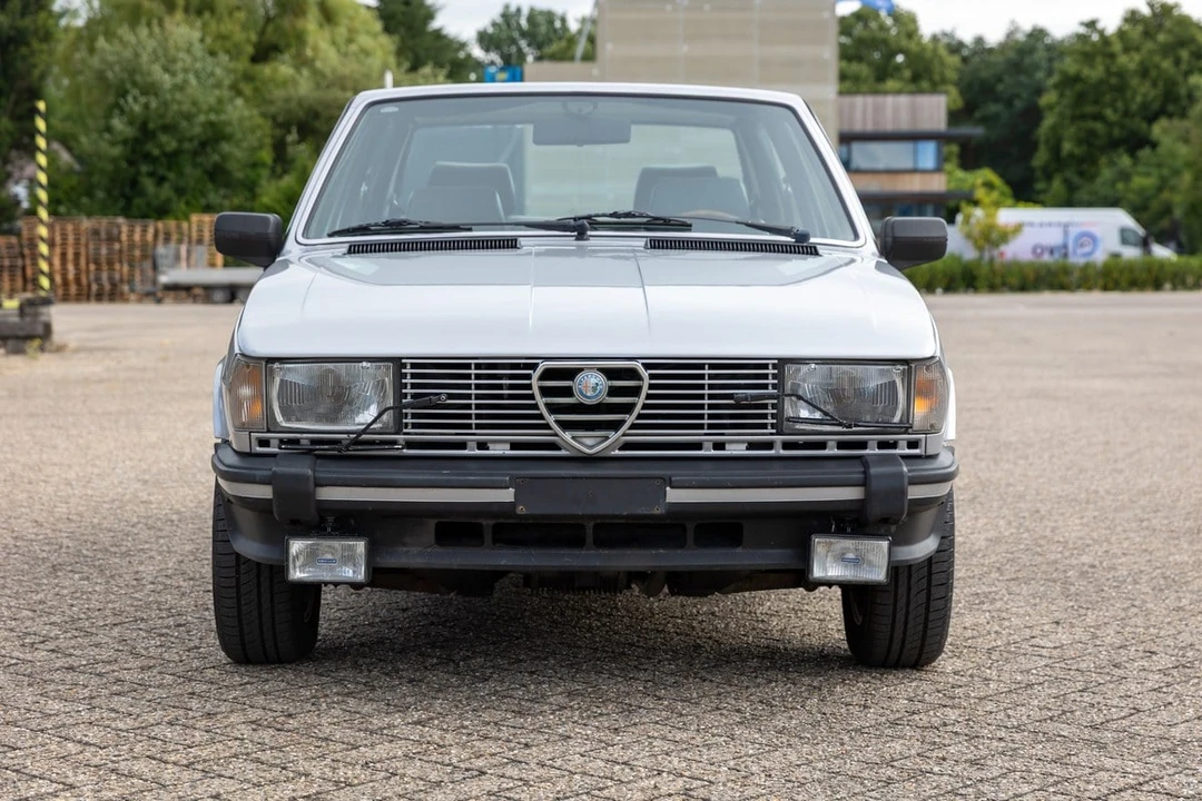 1982 Alfa Romeo 116 Giulietta - Image 27 of 30
