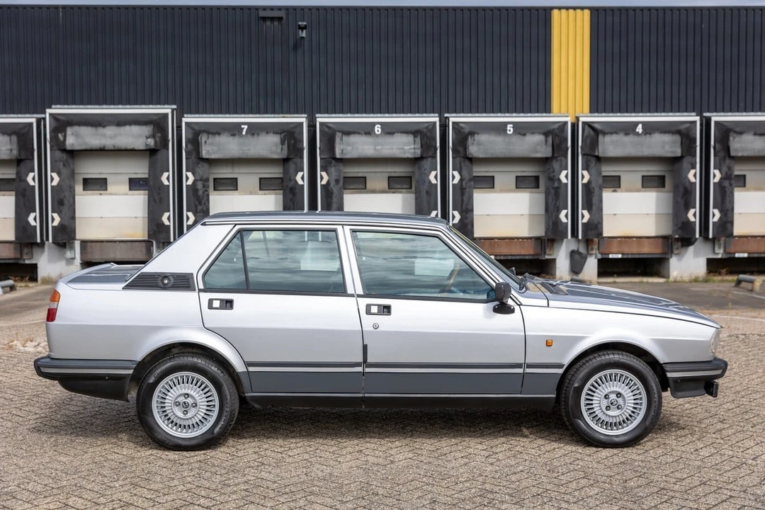 1982 Alfa Romeo 116 Giulietta - Image 13 of 30
