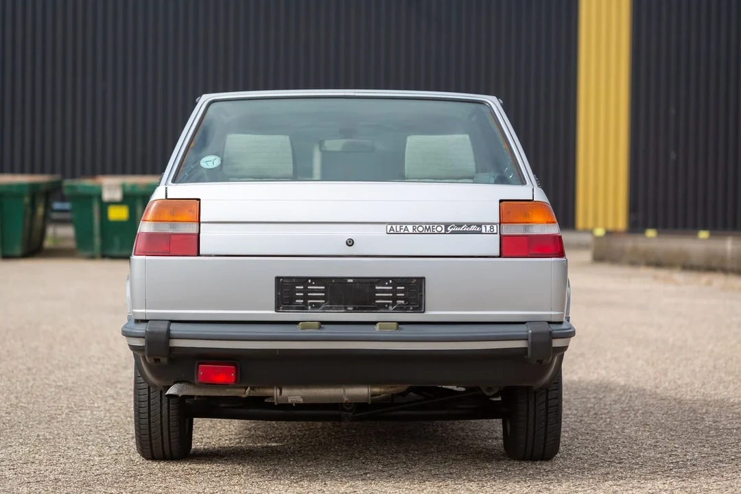1982 Alfa Romeo 116 Giulietta - Image 17 of 30