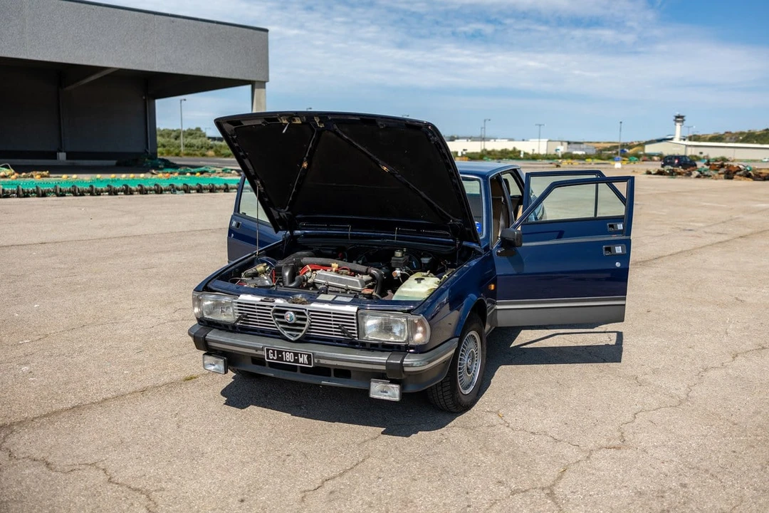 1982 Alfa Romeo 116 Giulietta - Image 16 of 30