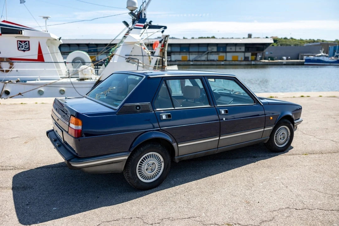 1982 Alfa Romeo 116 Giulietta - Image 10 of 30