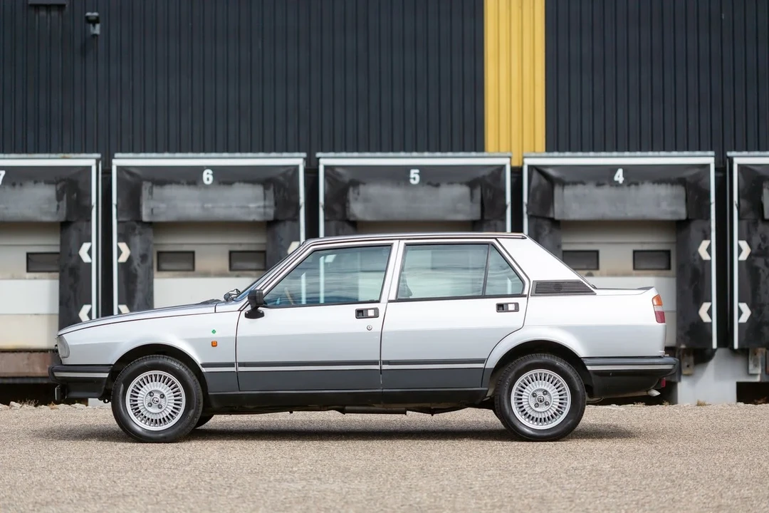 1982 Alfa Romeo 116 Giulietta - Image 3 of 30
