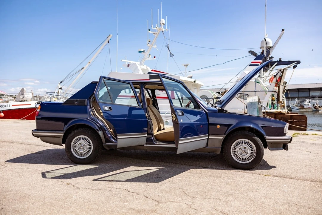 1982 Alfa Romeo 116 Giulietta - Image 11 of 30