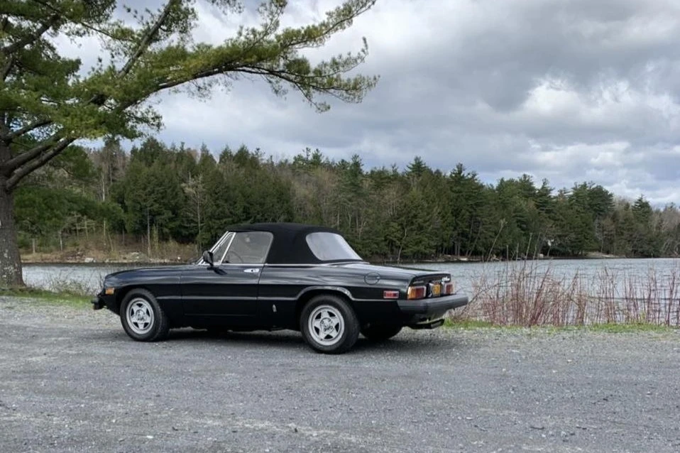 1982 Alfa Romeo Series 3 - Image 2 of 31