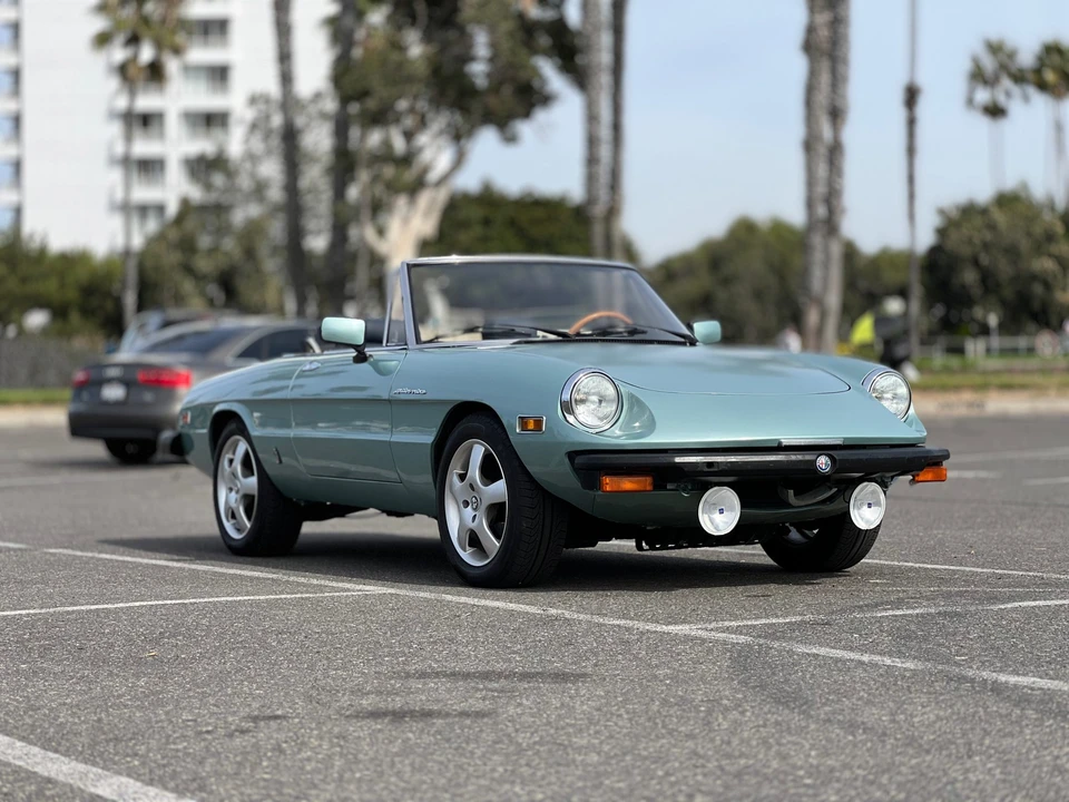 1982 Alfa Romeo Series 3 - Image 2 of 31