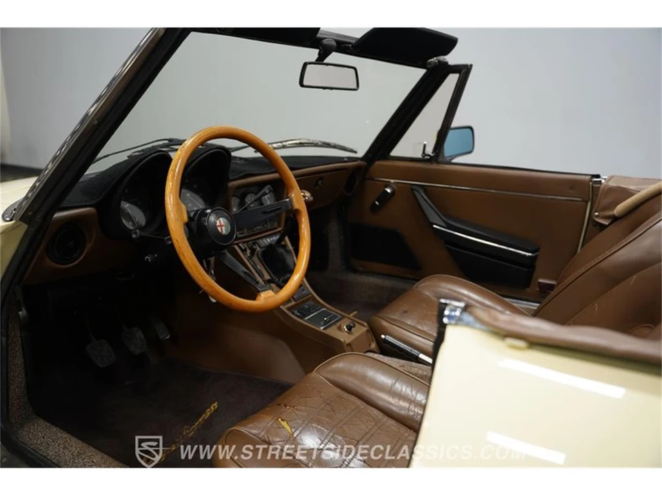 1982 Alfa Romeo Series 2 - Image 2 of 31
