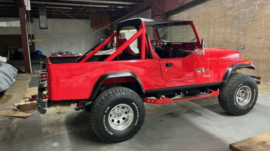 1982 Jeep CJ8 Scrambler - Image 2 of 13