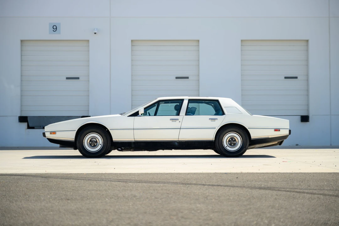 1982 Aston Martin Lagonda - Image 25 of 31