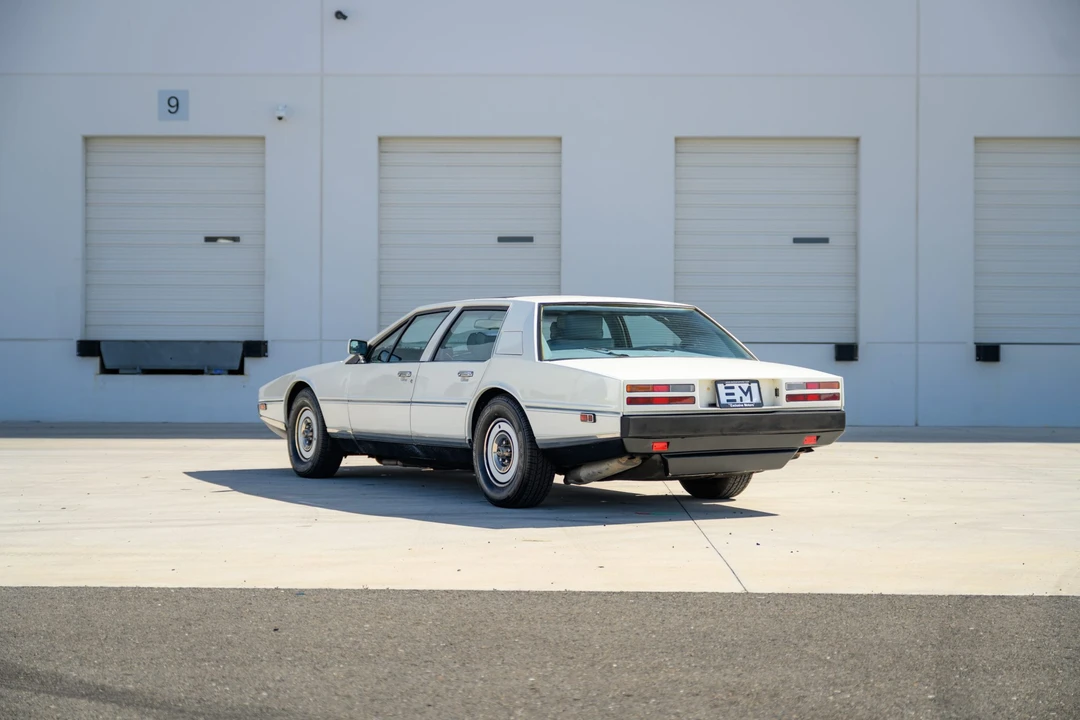 1982 Aston Martin Lagonda - Image 25 of 31
