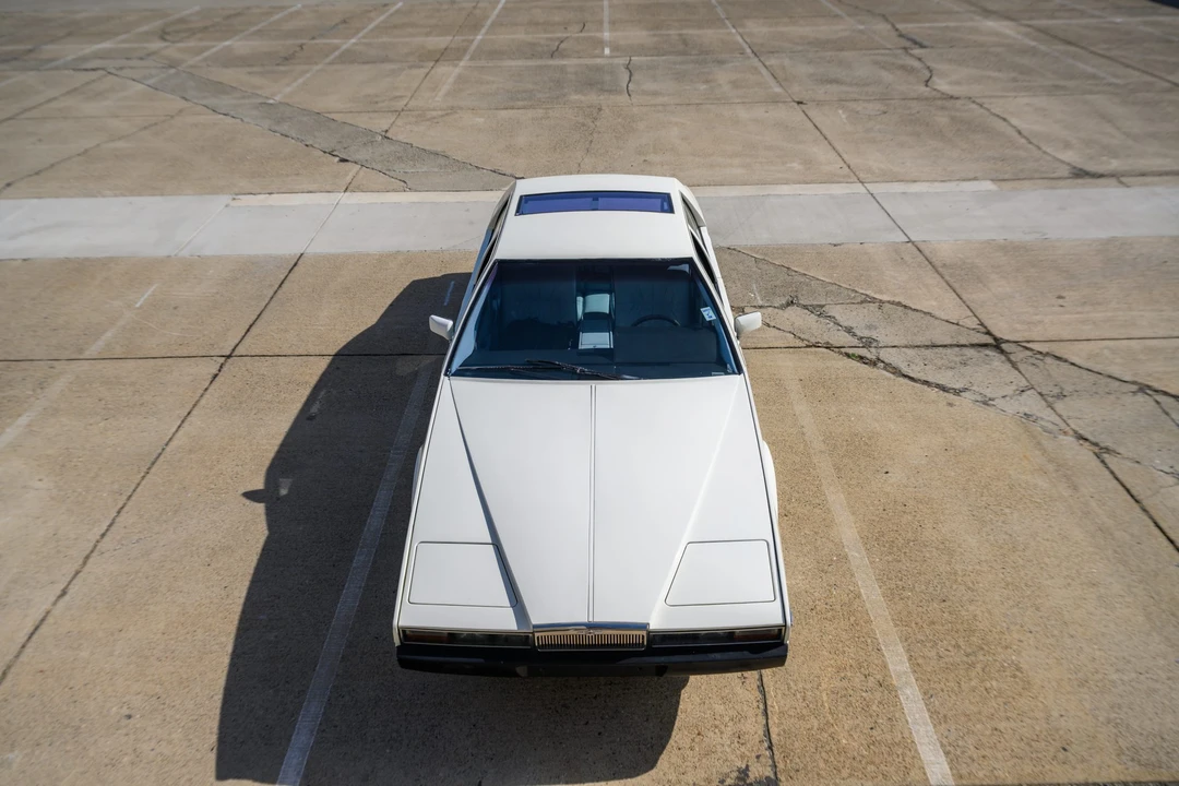 1982 Aston Martin Lagonda - Image 2 of 31