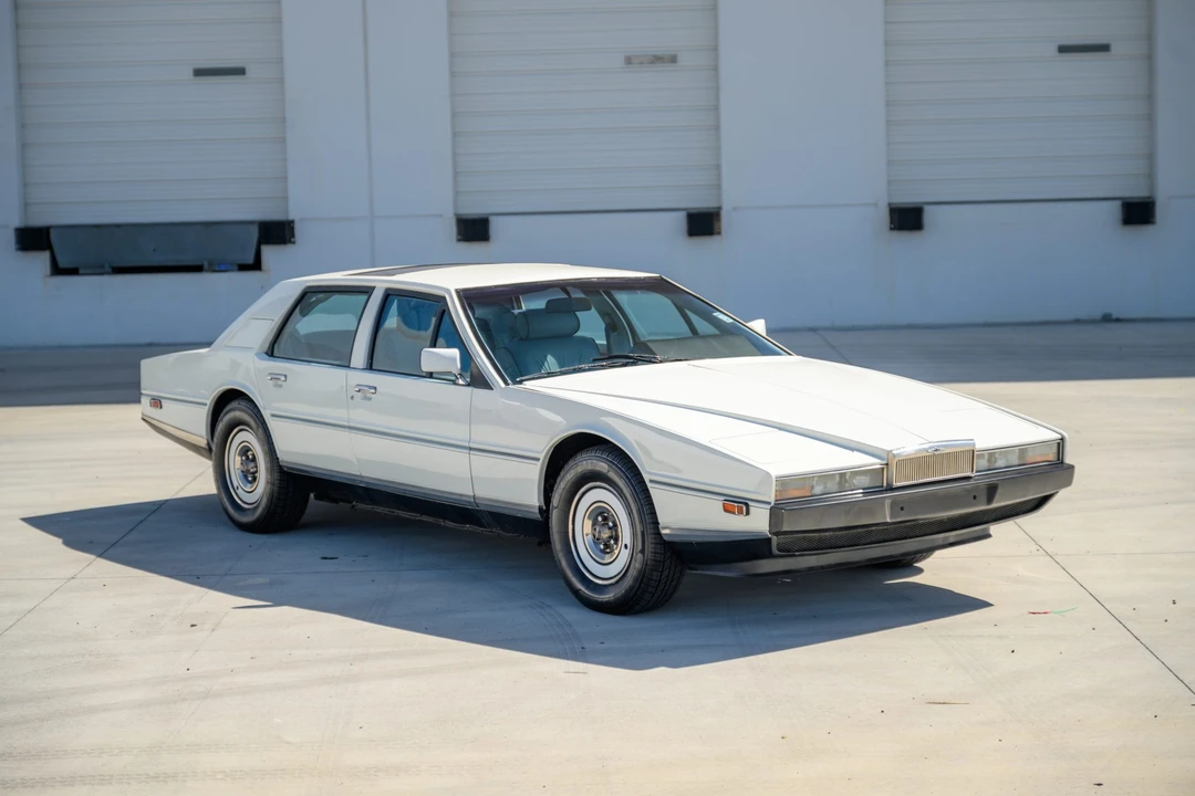 1982 Aston Martin Lagonda - Image 10 of 31