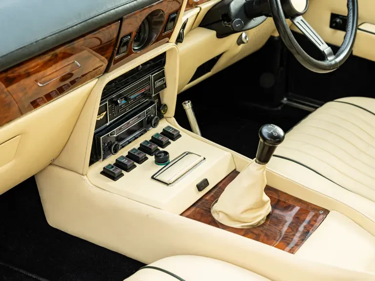 1982 Aston Martin DBS V8 & V8 & V8 Vantage - Image 25 of 31