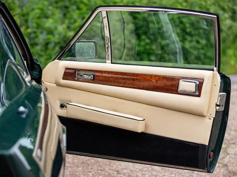1982 Aston Martin DBS V8 & V8 & V8 Vantage - Image 20 of 31