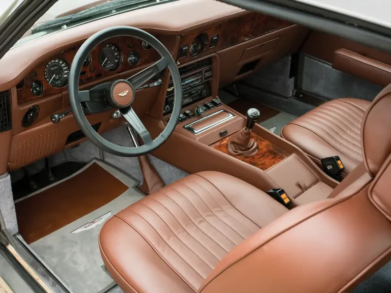 1982 Aston Martin DBS V8 & V8 & V8 Vantage - Image 5 of 22