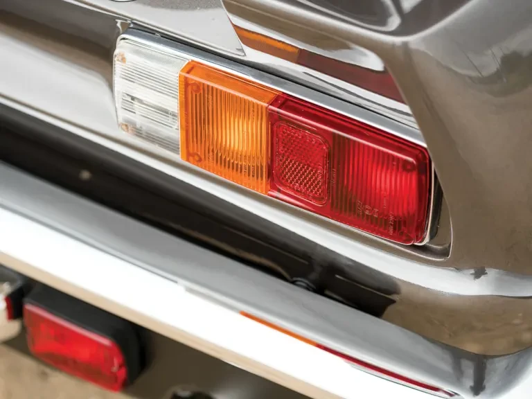 1982 Aston Martin DBS V8 & V8 & V8 Vantage - Image 18 of 22