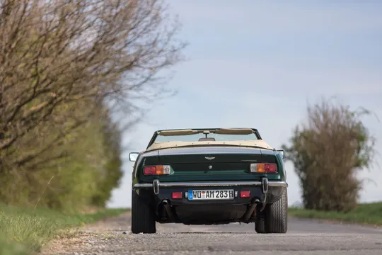 1982 Aston Martin DBS V8 & V8 & V8 Vantage - Image 4 of 31