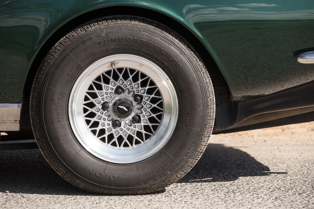 1982 Aston Martin DBS V8 & V8 & V8 Vantage - Image 6 of 31