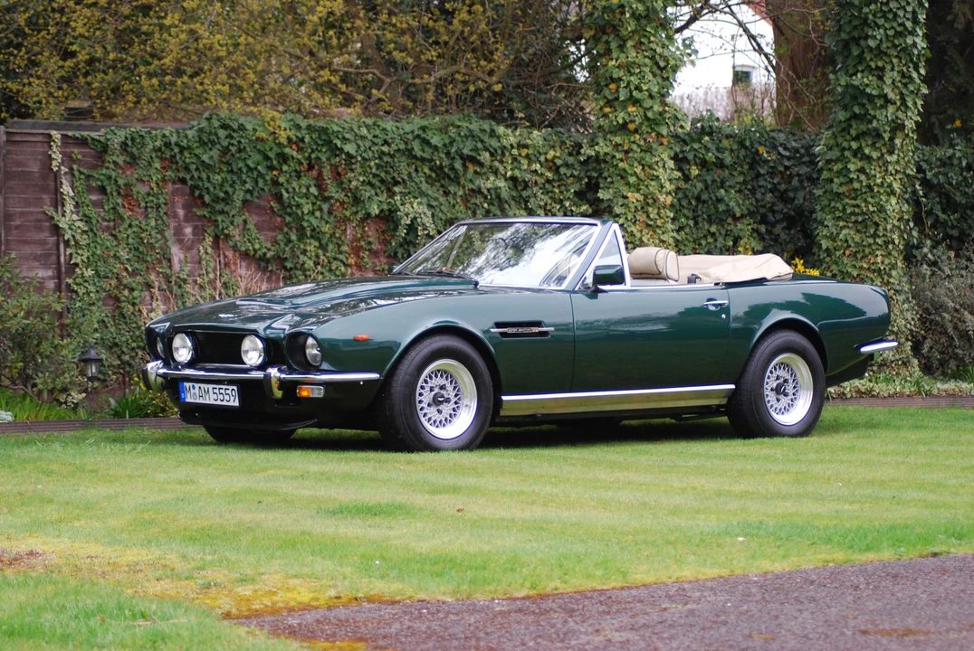 1982 Aston Martin DBS V8 & V8 & V8 Vantage - Image 14 of 14