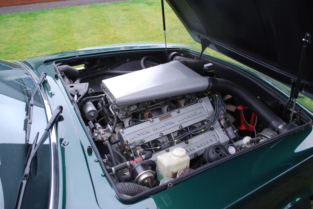 1982 Aston Martin DBS V8 & V8 & V8 Vantage - Image 6 of 14