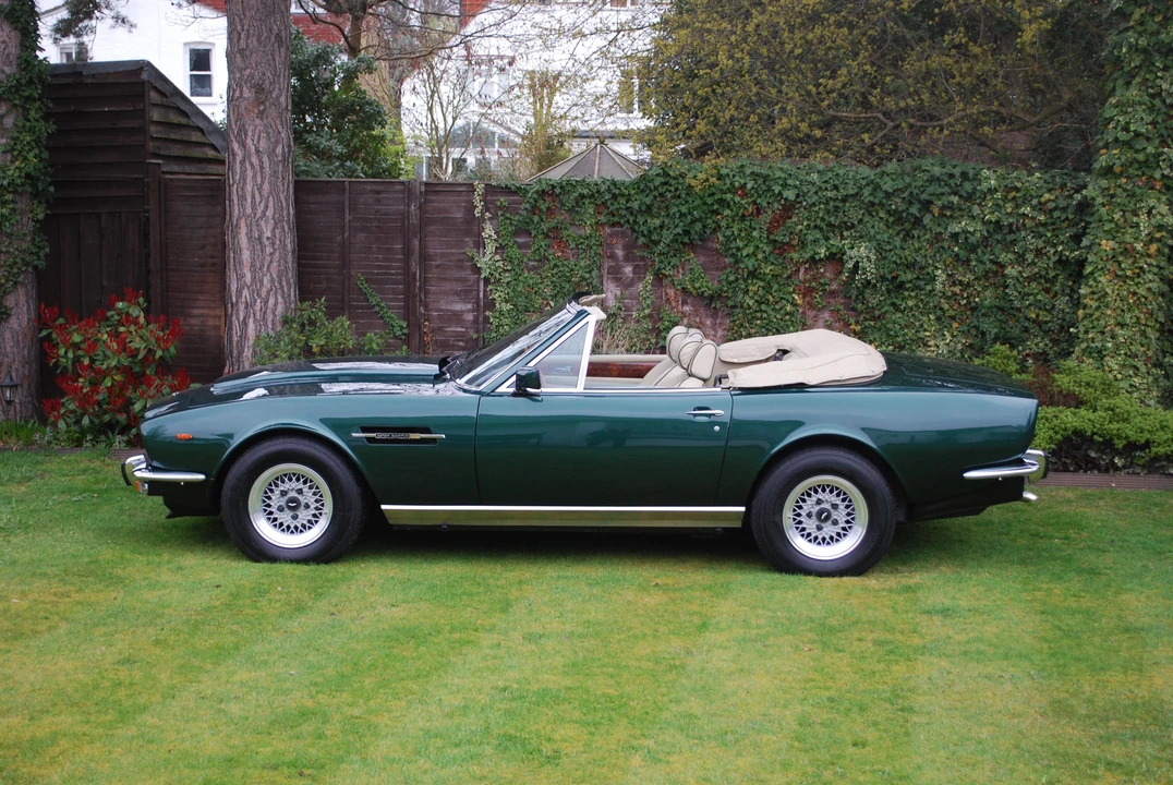 1982 Aston Martin DBS V8 & V8 & V8 Vantage - Image 12 of 14
