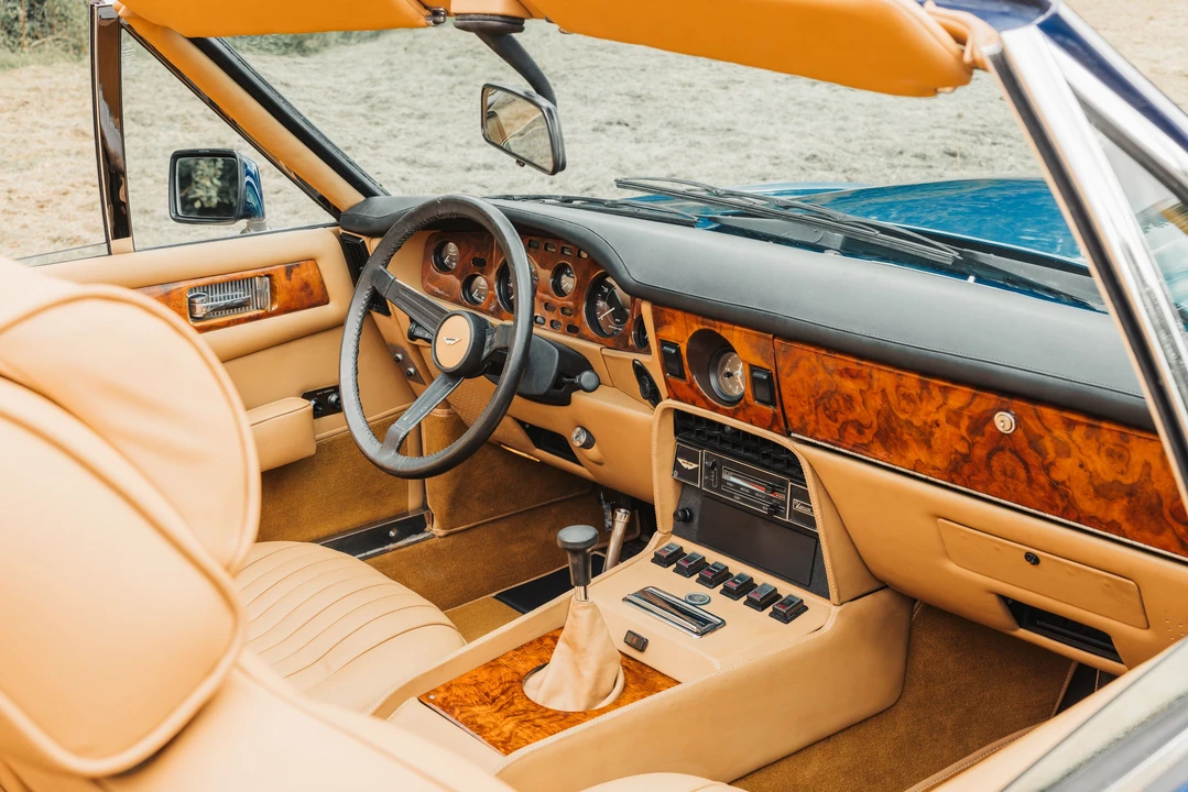 1982 Aston Martin DBS V8 & V8 & V8 Vantage - Image 11 of 31