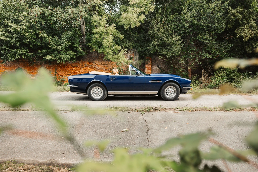 1982 Aston Martin DBS V8 & V8 & V8 Vantage - Image 3 of 31