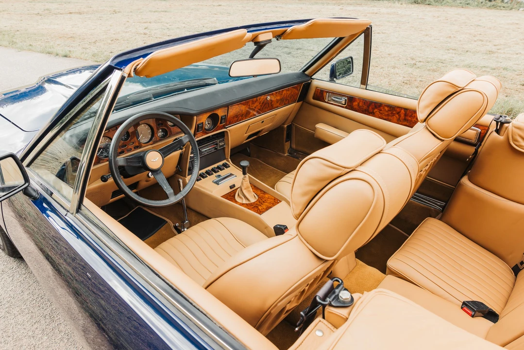 1982 Aston Martin DBS V8 & V8 & V8 Vantage - Image 5 of 31