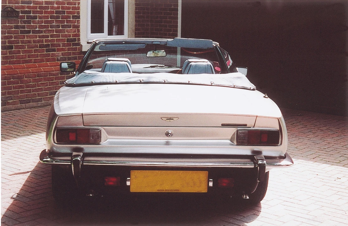 1982 Aston Martin DBS V8 & V8 & V8 Vantage - Image 2 of 2