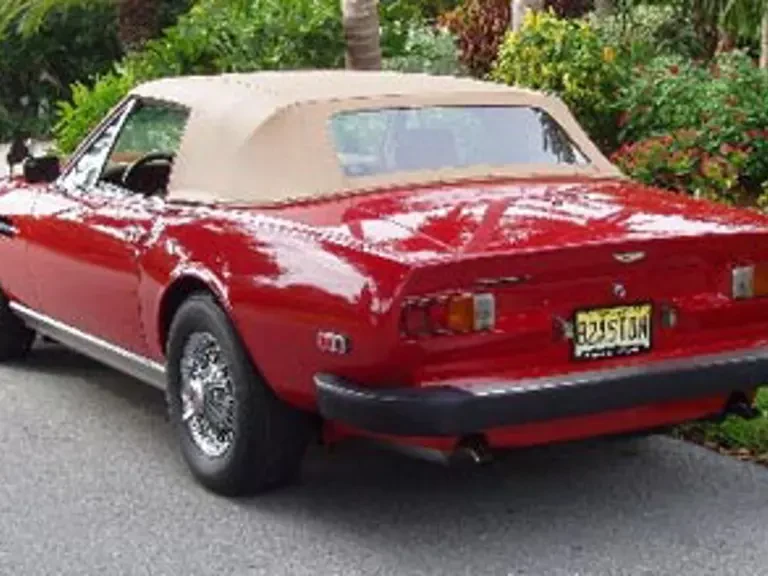 1982 Aston Martin DBS V8 & V8 & V8 Vantage - Image 6 of 7