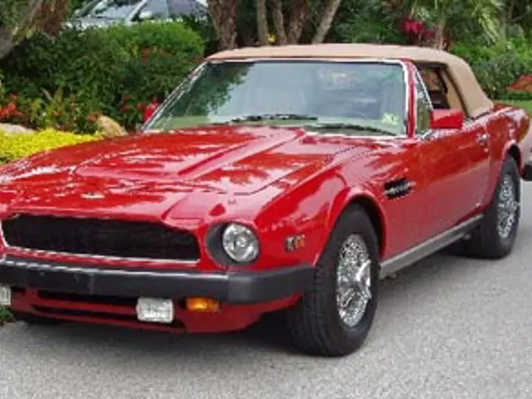 1982 Aston Martin DBS V8 & V8 & V8 Vantage - Image 7 of 7