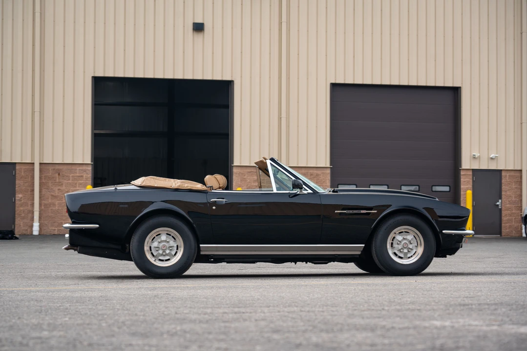 1982 Aston Martin DBS V8 & V8 & V8 Vantage - Image 2 of 31