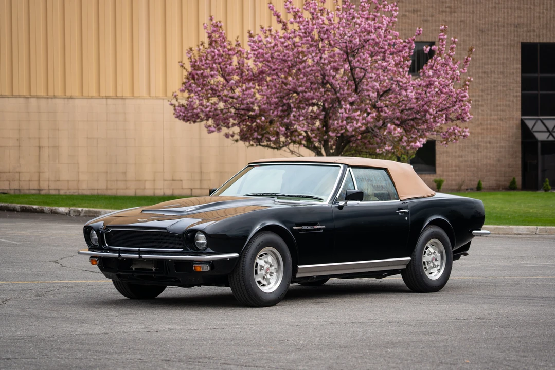 1982 Aston Martin DBS V8 & V8 & V8 Vantage - Image 30 of 31