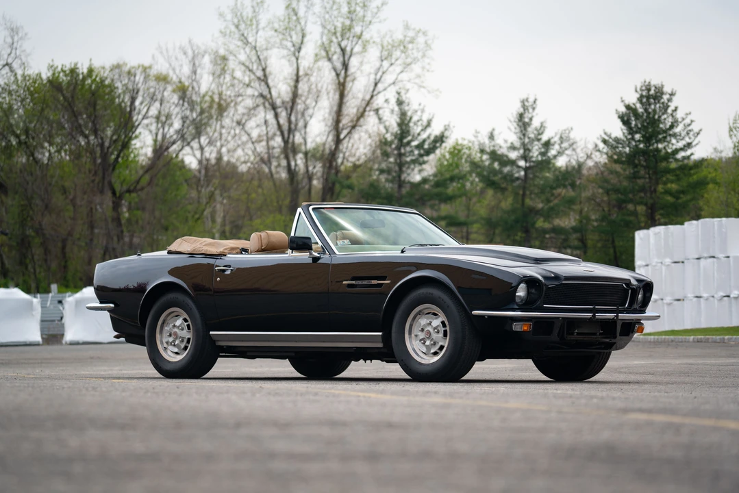 1982 Aston Martin DBS V8 & V8 & V8 Vantage - Image 18 of 31