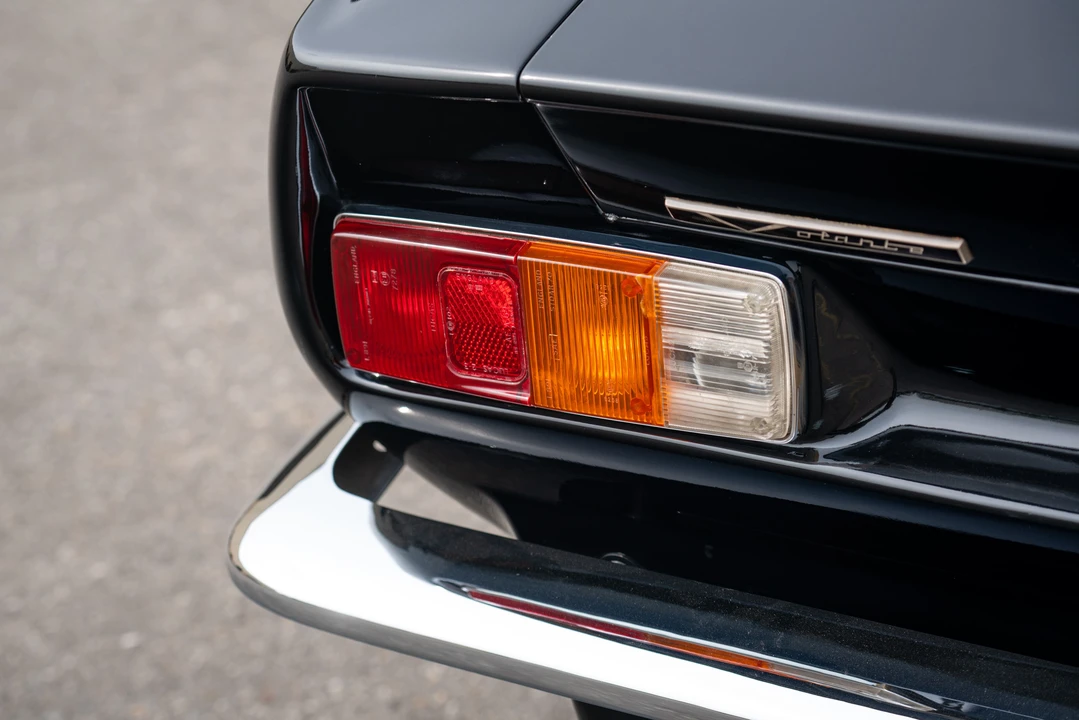 1982 Aston Martin DBS V8 & V8 & V8 Vantage - Image 8 of 31