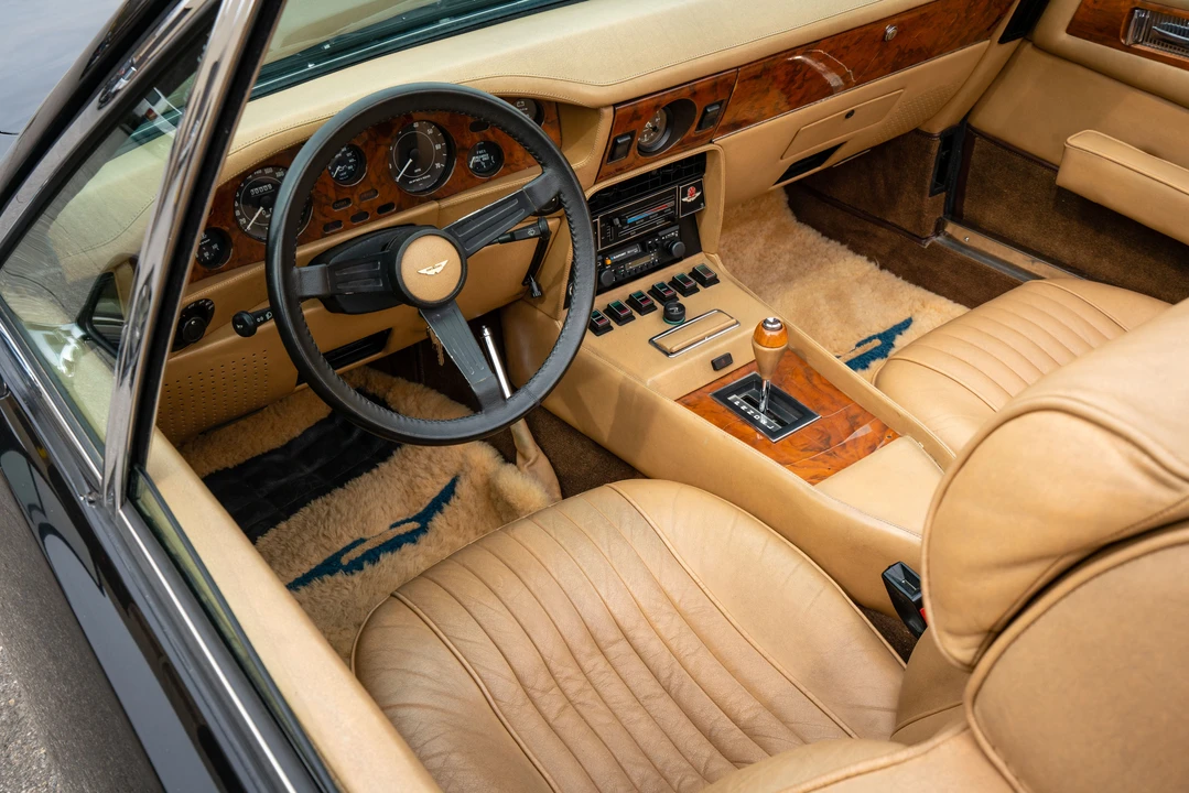 1982 Aston Martin DBS V8 & V8 & V8 Vantage - Image 12 of 31
