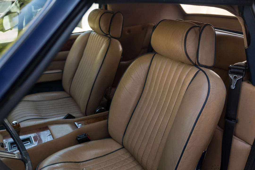 1982 Aston Martin DBS V8 & V8 & V8 Vantage - Image 17 of 31