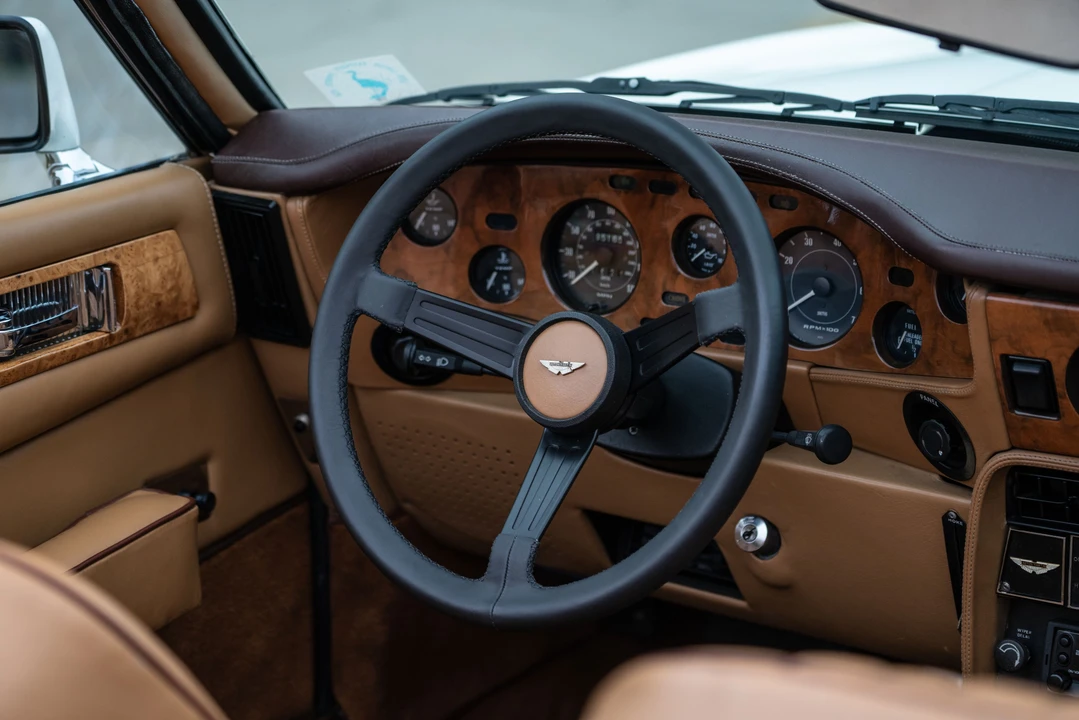 1982 Aston Martin DBS V8 & V8 & V8 Vantage - Image 11 of 31