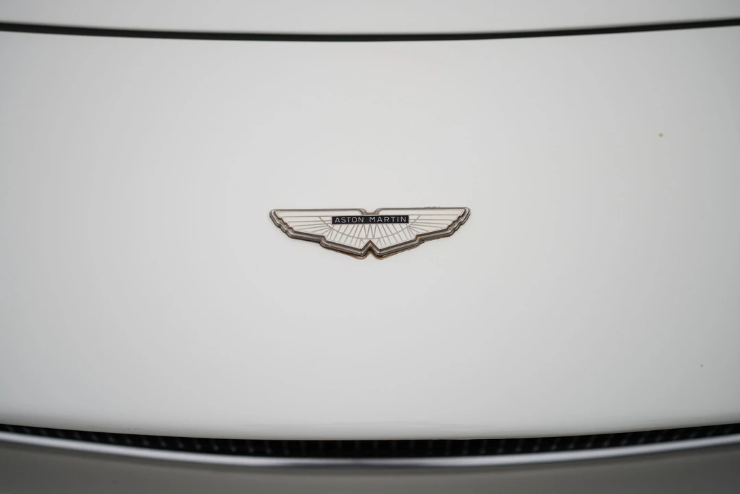 1982 Aston Martin DBS V8 & V8 & V8 Vantage - Image 14 of 31
