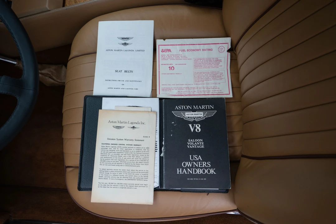 1982 Aston Martin DBS V8 & V8 & V8 Vantage - Image 28 of 31