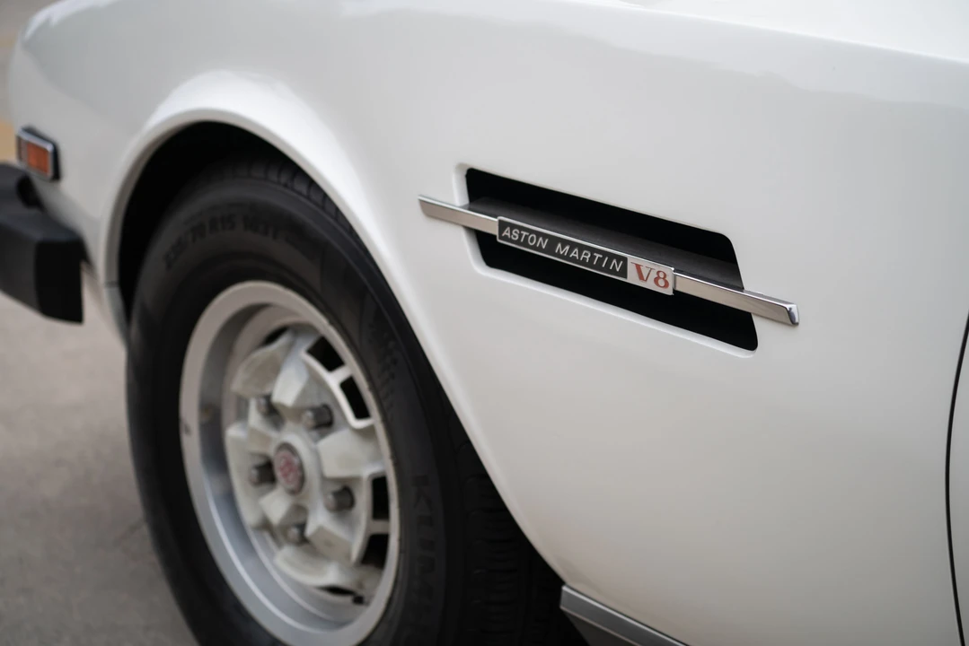 1982 Aston Martin DBS V8 & V8 & V8 Vantage - Image 12 of 31