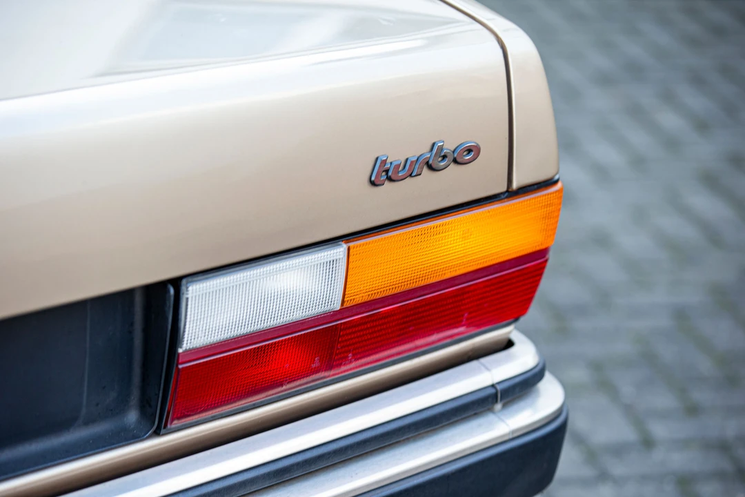 1982 Audi C2 100 & 200 & 5000 - Image 8 of 31