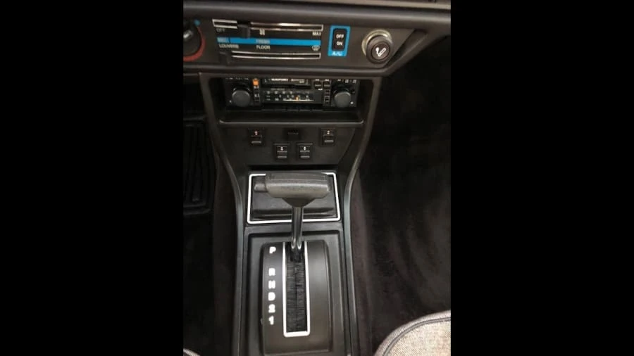 1982 Audi C2 100 & 200 & 5000 - Image 7 of 12