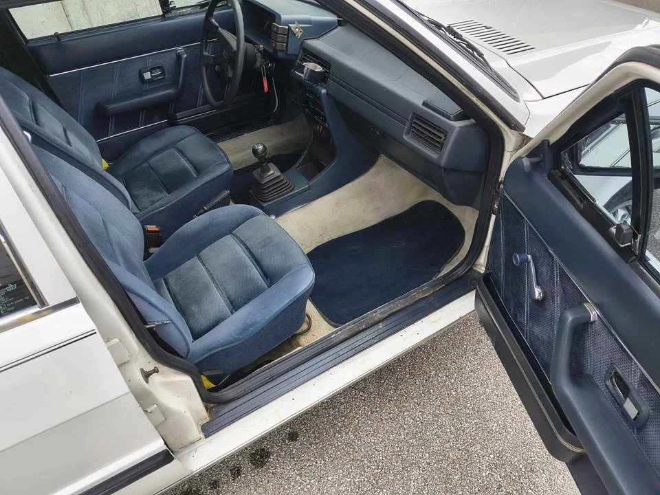 1982 Audi B2 80 & 90 & 4000 - Image 9 of 18