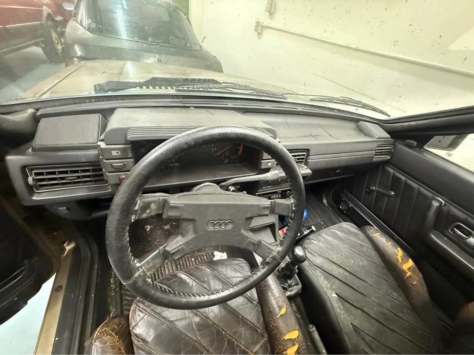 1982 Audi Coupe & Cabriolet - Image 6 of 6