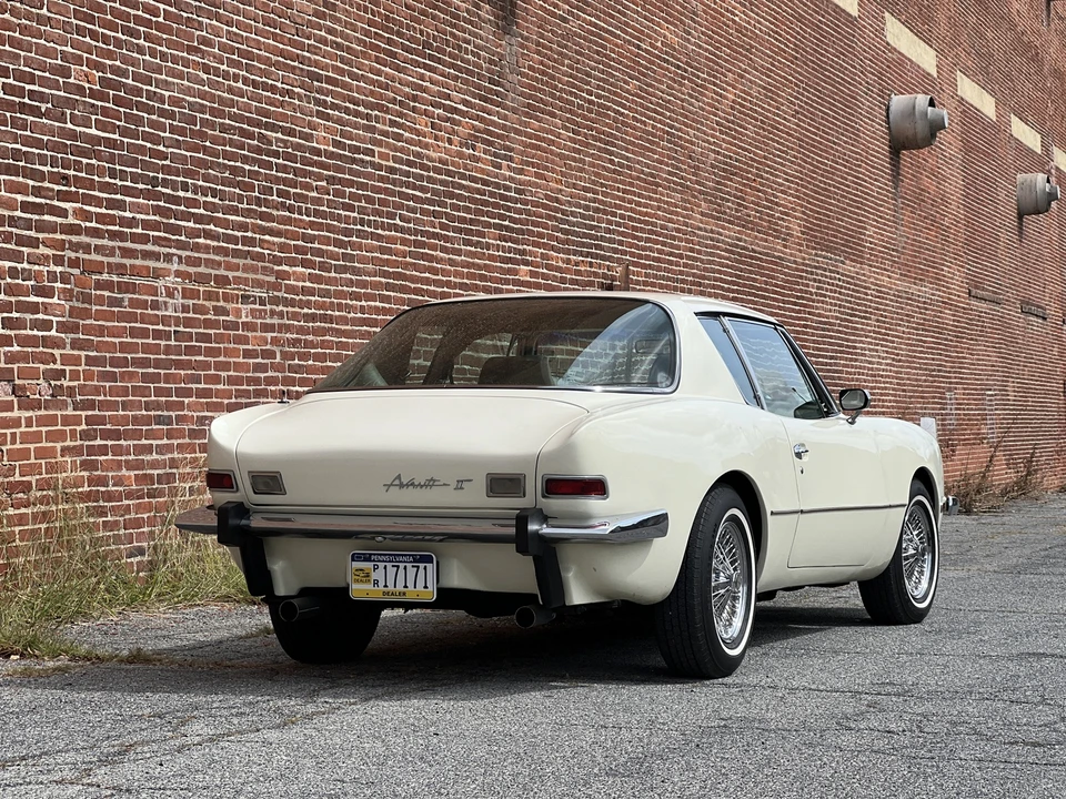 1982 Studebaker Avanti - Image 13 of 31