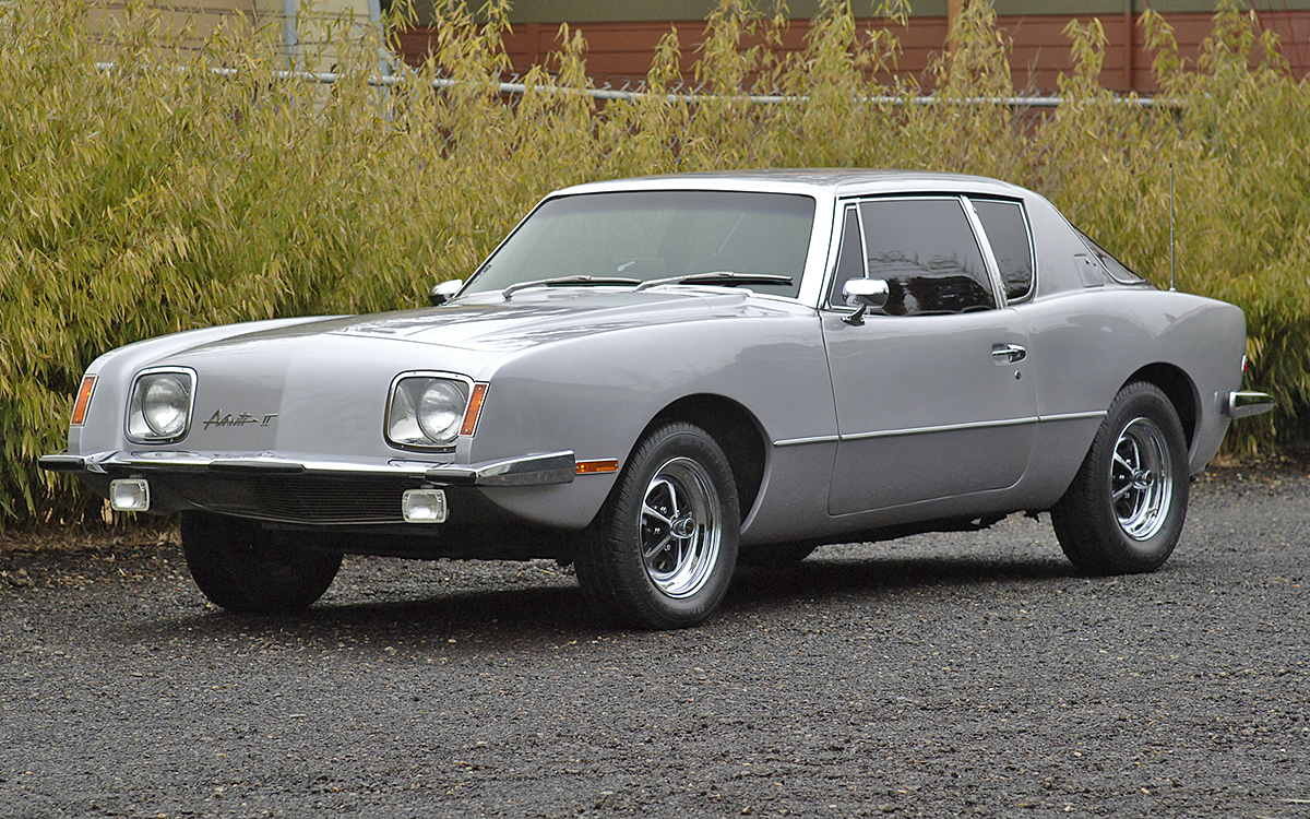 1982 Avanti II