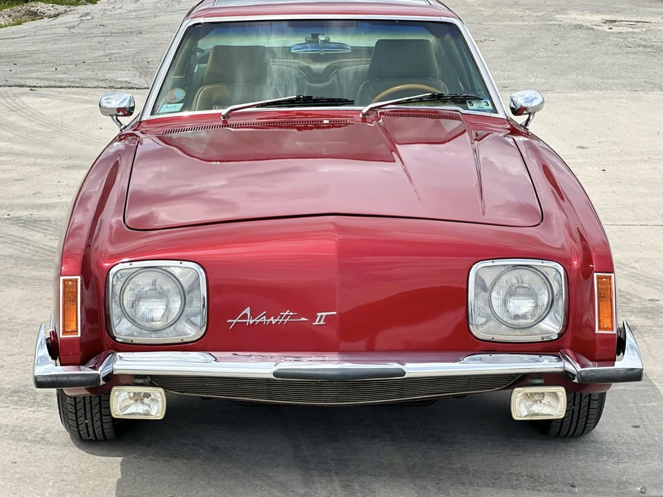 1982 Studebaker Avanti - Image 21 of 31