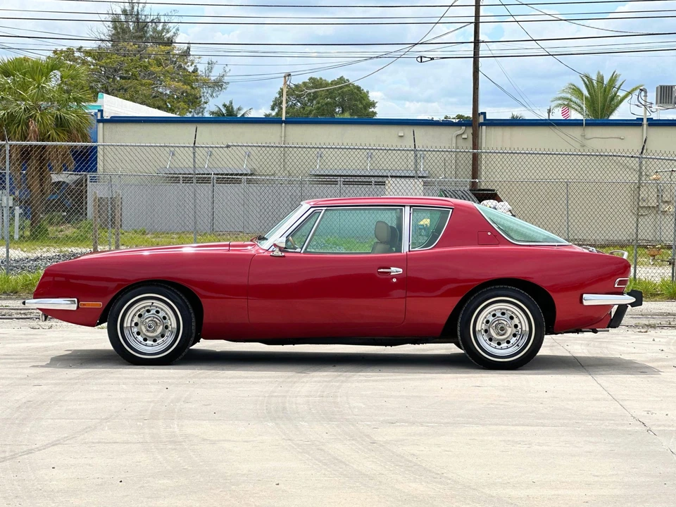 1982 Studebaker Avanti - Image 7 of 31