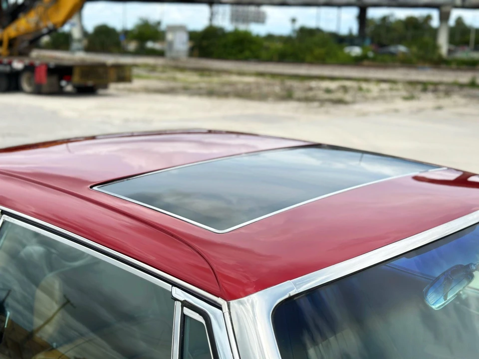 1982 Studebaker Avanti - Image 27 of 31